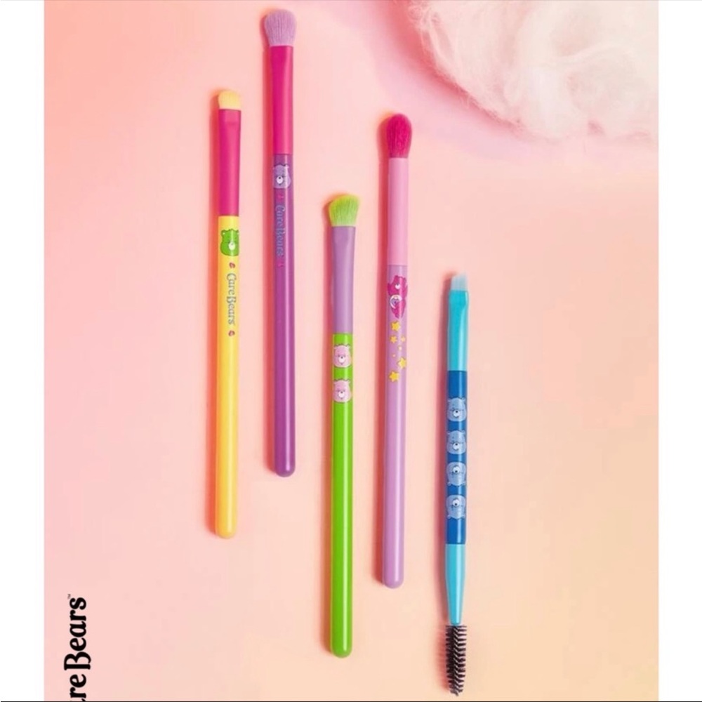 Care Bears Makeup Brush Set with Storage Bag Limited Edition 45th Anniversary